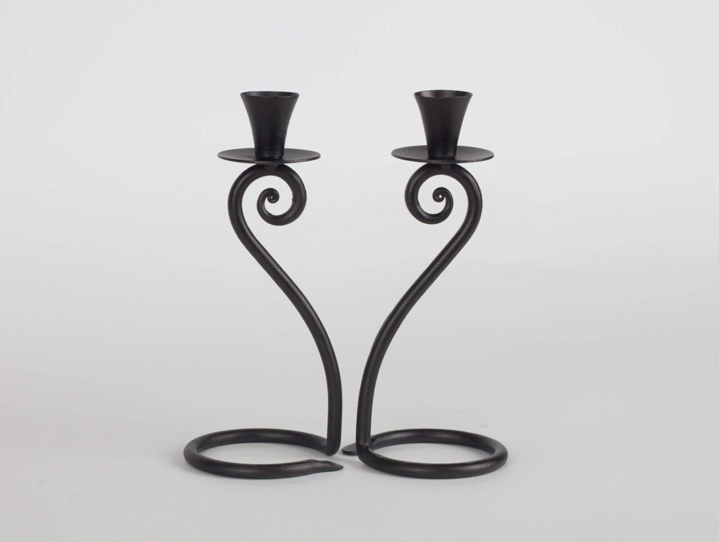 RTZEN Decorative Taper Candle Holders - Modern Wrought Iron Heart Shaped Large Farmhouse Candlestick Holders Stand 2 Pack Set - Black Tall Candle Holder for Table Centerpieces at Home or Events