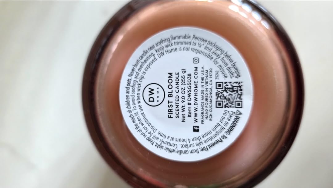 Candle Home Charming Farmhouse Amber Peach Scented Candle, Hand Poured Wax with Essential Oils, 8.2 oz