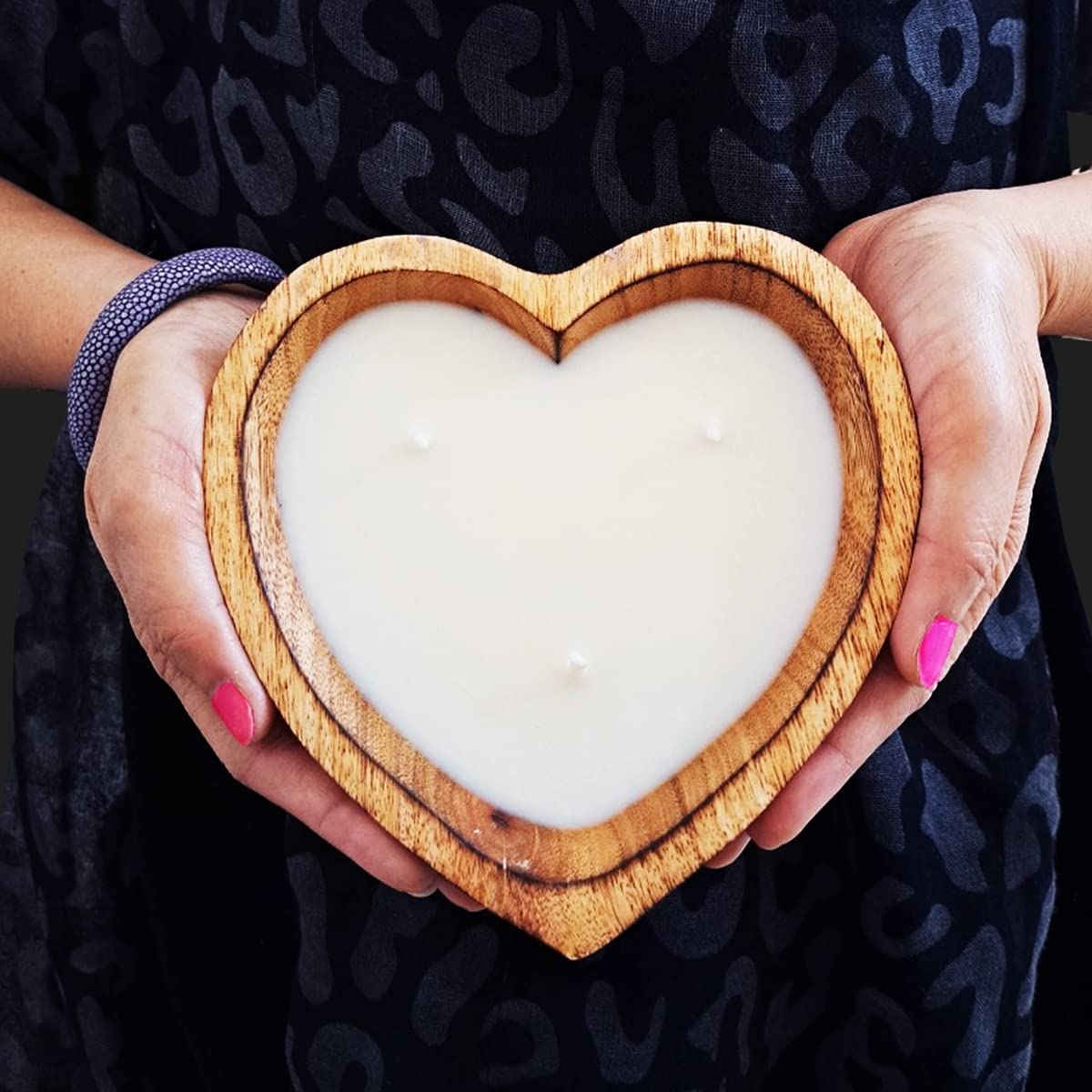 BestySuperStore 6” Heart Shaped Wooden Bowl Vanilla Sandalwood Scented Soy Wax Candle - 3 Wicks 5 oz Decorative Dough Bowls Candles for Anniversary Engagement Wedding Birthday Valentine Christmas Gift