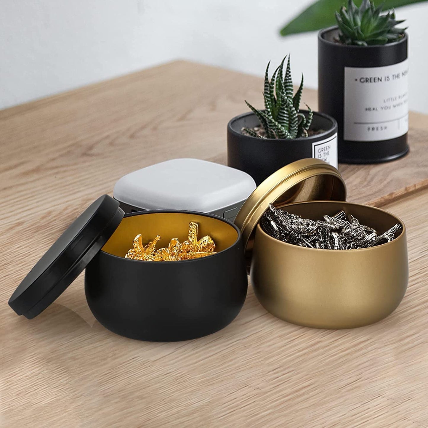 8oz Candle Tins 24 Pieces,Candle Jars Candle Containers with Lids, 8 oz, for Candles Making, Arts & Crafts, Storage, and Gifts (BLACK 12PCS+GOLD 12PCS)