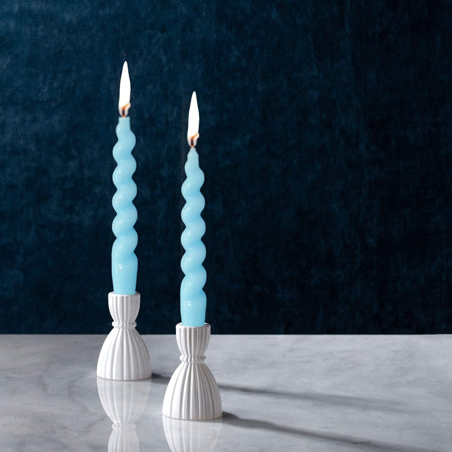 Blue Candle Sticks Spiral Taper Candles Twisted Candlestick Unscented Long Candlesticks Smokeless Tapered Candles for Home Wedding Party Dinner Home Decoration