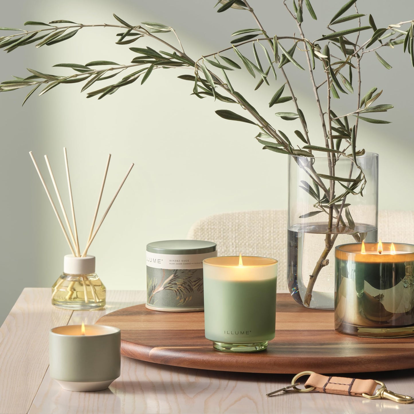 Illume Beautifully Done Essentials Hinoki Sage Vanity Tin Scented Candle