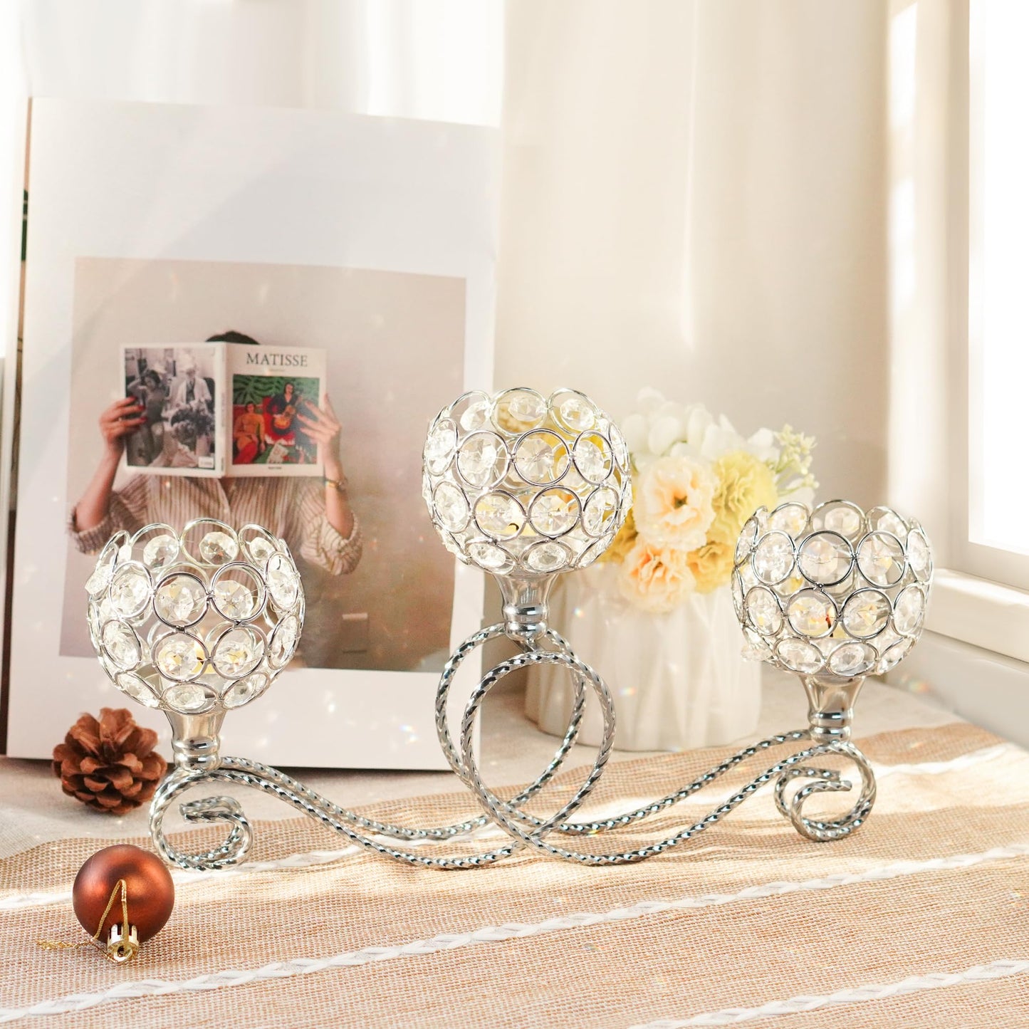 Gold/Silver Metal Crystal Tea Light Candle Holder, Elegant Wedding Table Centerpiece 3/5 Arm Crystal Candle Holder, Christmas Votive Candle Holder for Wedding Living Room Decor (Silver, 1pc-3 Arm)