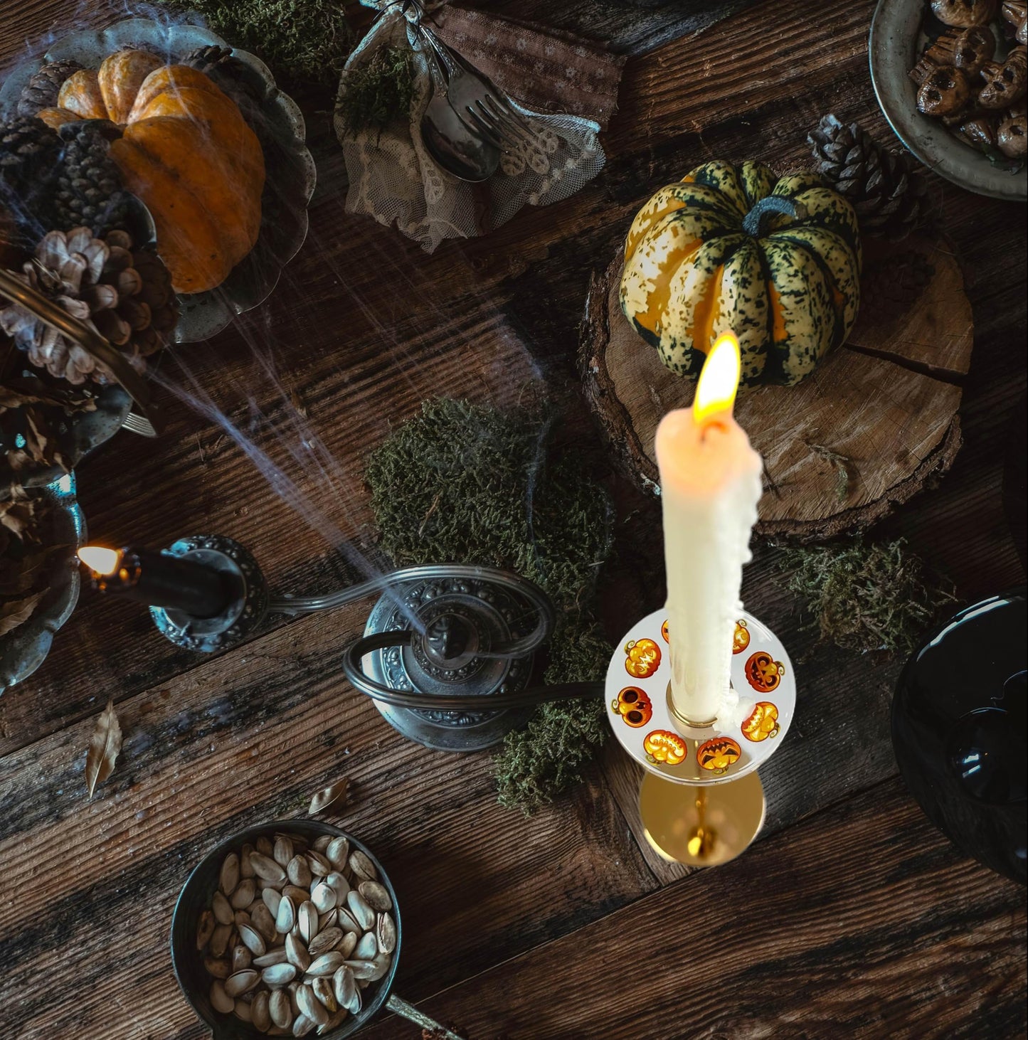 VGEUNA 4 Pieces Patterned Glass Bobeches for Candlestick Holder, Halloween Pumpkins Design, Candle Drip Protector Guard, Wax Catcher Ring Accessories (Pumpkins)
