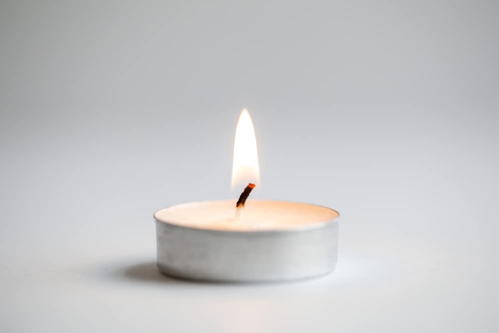 JAWSHEE Tealights, Pack of 25 Unscented Tealight Candles, with 3-4 Hours Burning Time, Odorless, Smokeless and Dripless Decorative Candles