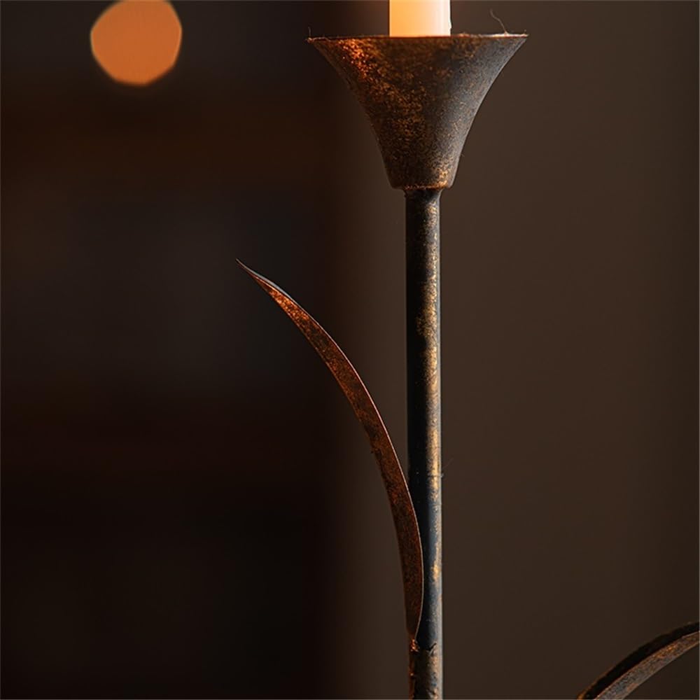Candle Holders Retro Old Wrought Iron Candlestick Ornaments for Coffee Bars, Hotels, Dining Tables Decorative Candlestick(Small)