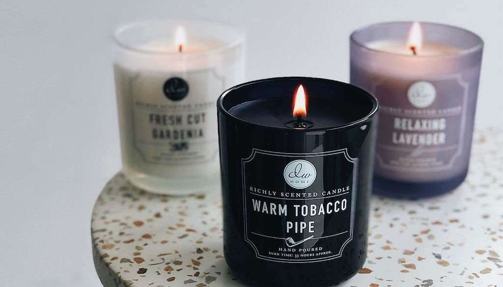 DW Home Warm Tobacco Pipe Scented Candles, 9 oz Single Wick Medium Jar, Up to 33 Hour Burn Time, Hand-Poured, Strong Long Lasting Woodsy Fragrance, Gifts for Men & Women
