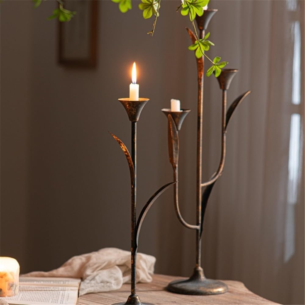 Candle Holders Retro Old Wrought Iron Candlestick Ornaments for Coffee Bars, Hotels, Dining Tables Decorative Candlestick(Small)