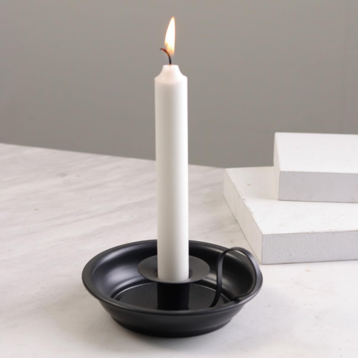 DONFAMDS Vintage Tealight Holder Metal Candlestick Holder Iron Candle Stand for Dining Table and Wedding Banquet