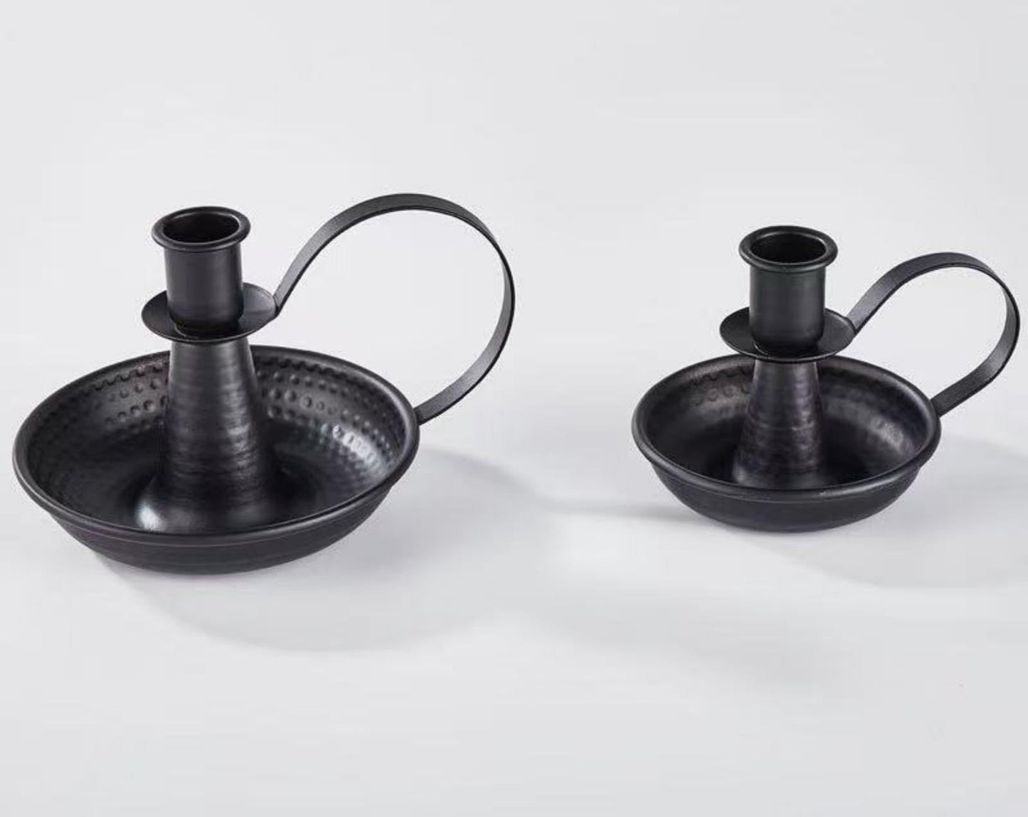 Black Taper Candle Holders, Retro Iron Candlestick Holders with Handle Set of 2 Rustic Iron Portable Candle Stand for Table Centerpiece Farmhouse Fireplace Home Wedding Christmas Decor