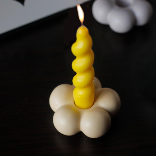 MDFAYE Cute Candle Holders, Ceramic Candlestick Holders for Table Centerpiece Flower Shape Home Decor Wedding Parties Living Room (Yellow)