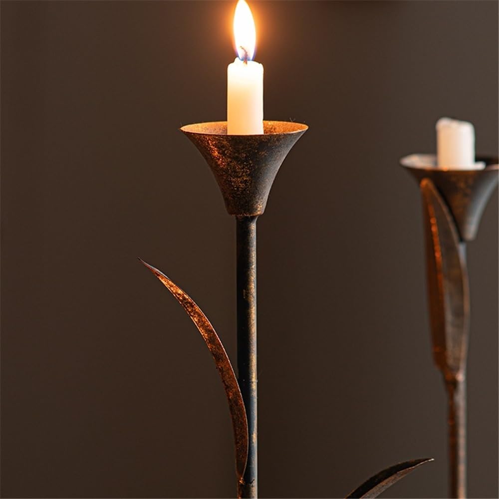 Candle Holders Retro Old Wrought Iron Candlestick Ornaments for Coffee Bars, Hotels, Dining Tables Decorative Candlestick(Small)