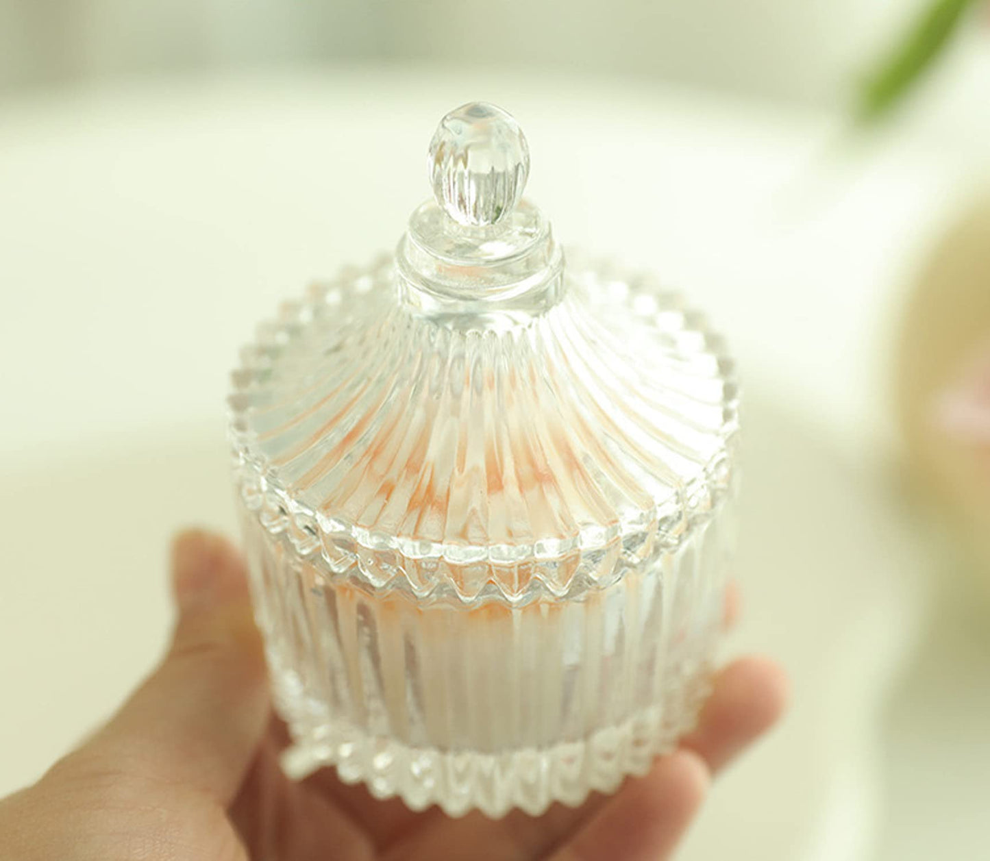 Daisy Flower Aroma Candle,230G Soy Wax Scented Decorative Candle in Glass Jar 8 Hours,Handmade Candle for Table Photo Prop,Prefect Gift for Meditation Stress Relief Mood Boosting Bath Yoga