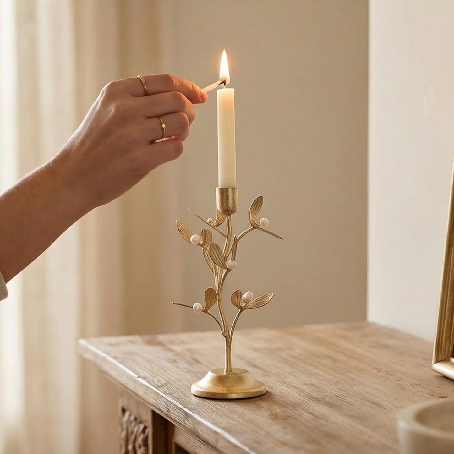 Candle Stick Holder Table Decor - Elegant Golden Metal Mistletoe Candle Holder Decorative for Coffee Gold for Living Room Symbol of Love and Life Flower Gifts 4.6 x 4.6 x 10 Inch Guichifun