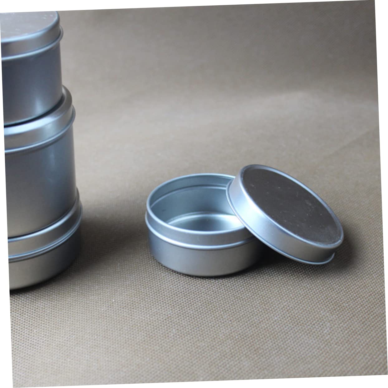 LALAFINA 4pcs Handmade Candle Iron Tins Silver Scented Candle Making Containers for Home Crafts for Candy and Wedding Favor Boxes