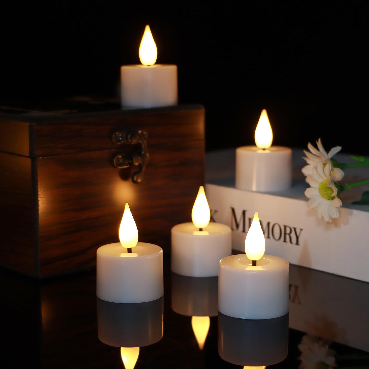 yunsheng Rechargeable Tea Lights Charging Base and Remote Timer, 12Pcs Battery Operated Tea Light, LED Flameless Votive Candles for Home Wedding Party Decor(White)