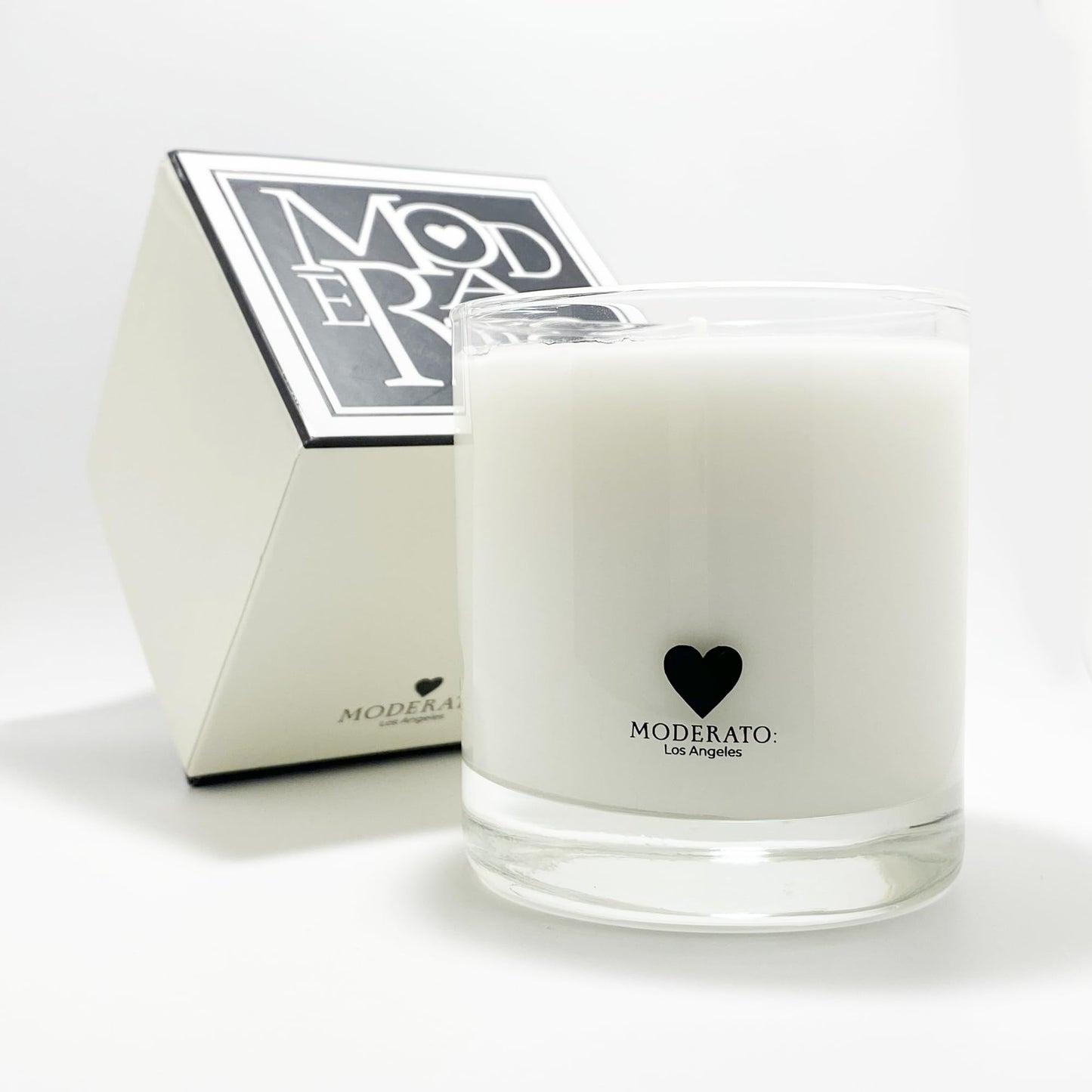 MODERATO Los Angeles No.07 VANILÉ – Luxury Madagascar Vanilla Scented Coconut Wax Candle, Creamy & Sophisticated, Citrus, Crystal Clear Glass Vessel, 50 Hour Burn, Candle Gift, Made in USA 8.5oz