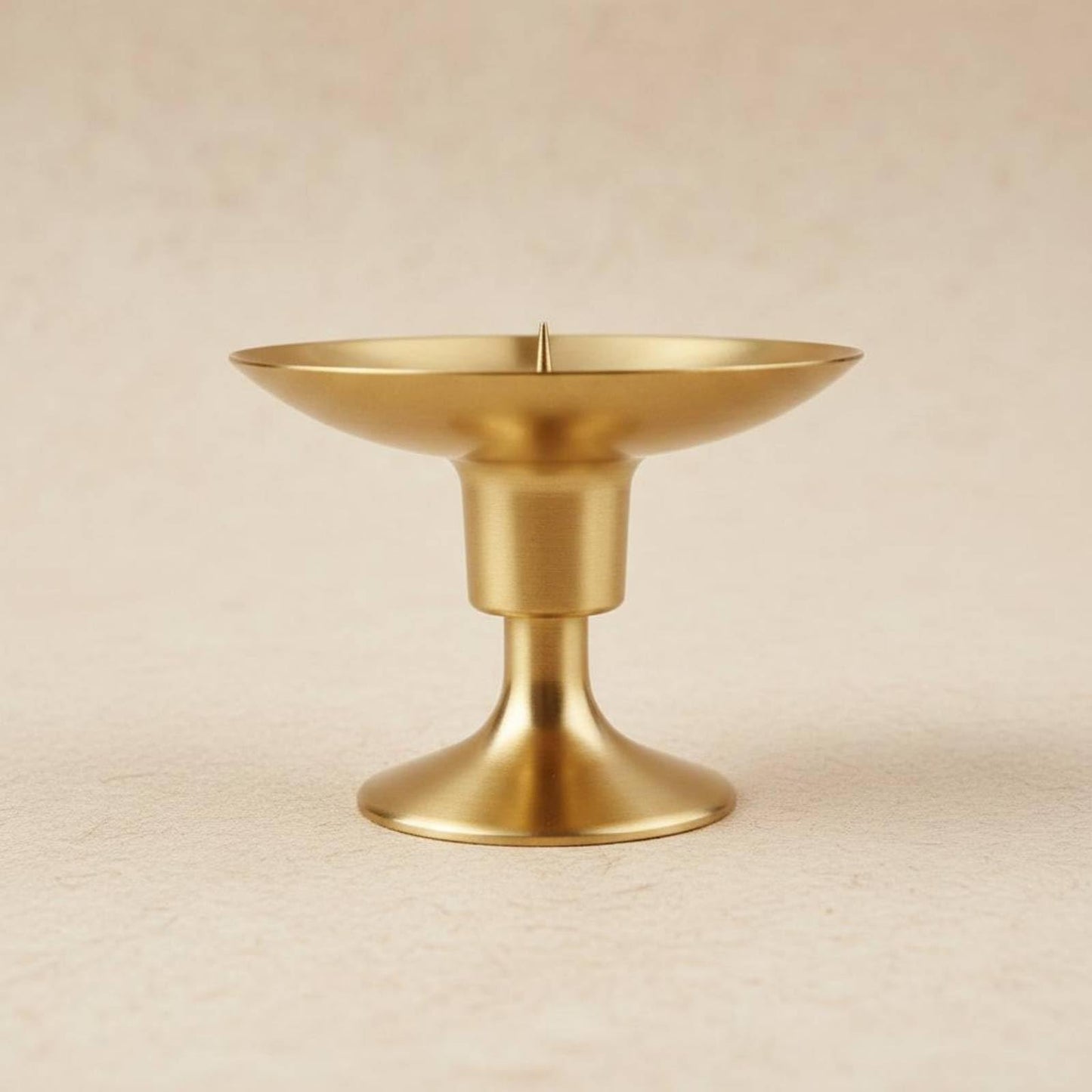 Generic Brass Candle Holder Traditional Golden Finish Candle Stand Decor for Worshipers