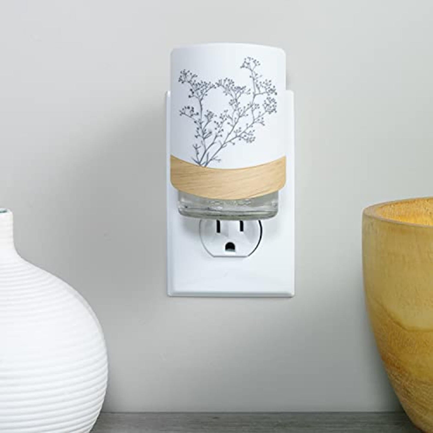 Yankee Candle ScentPlug Diffuser Warmer for Plug in Air Fresheners, Fragrance Warmer with Light, Simplicity Design (Pack of 1)
