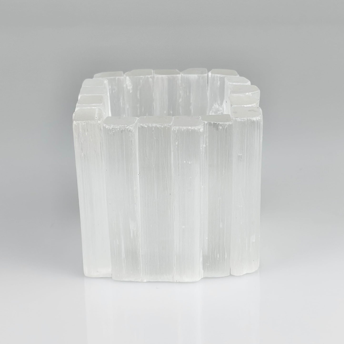 Selenite Candle Holder Natural Tealight Holder for Aromatherapy Meditation Tranquility & Energy Balance Square Healing Crystal Lamp Crystal for Healing Stone Handmade & Reusable