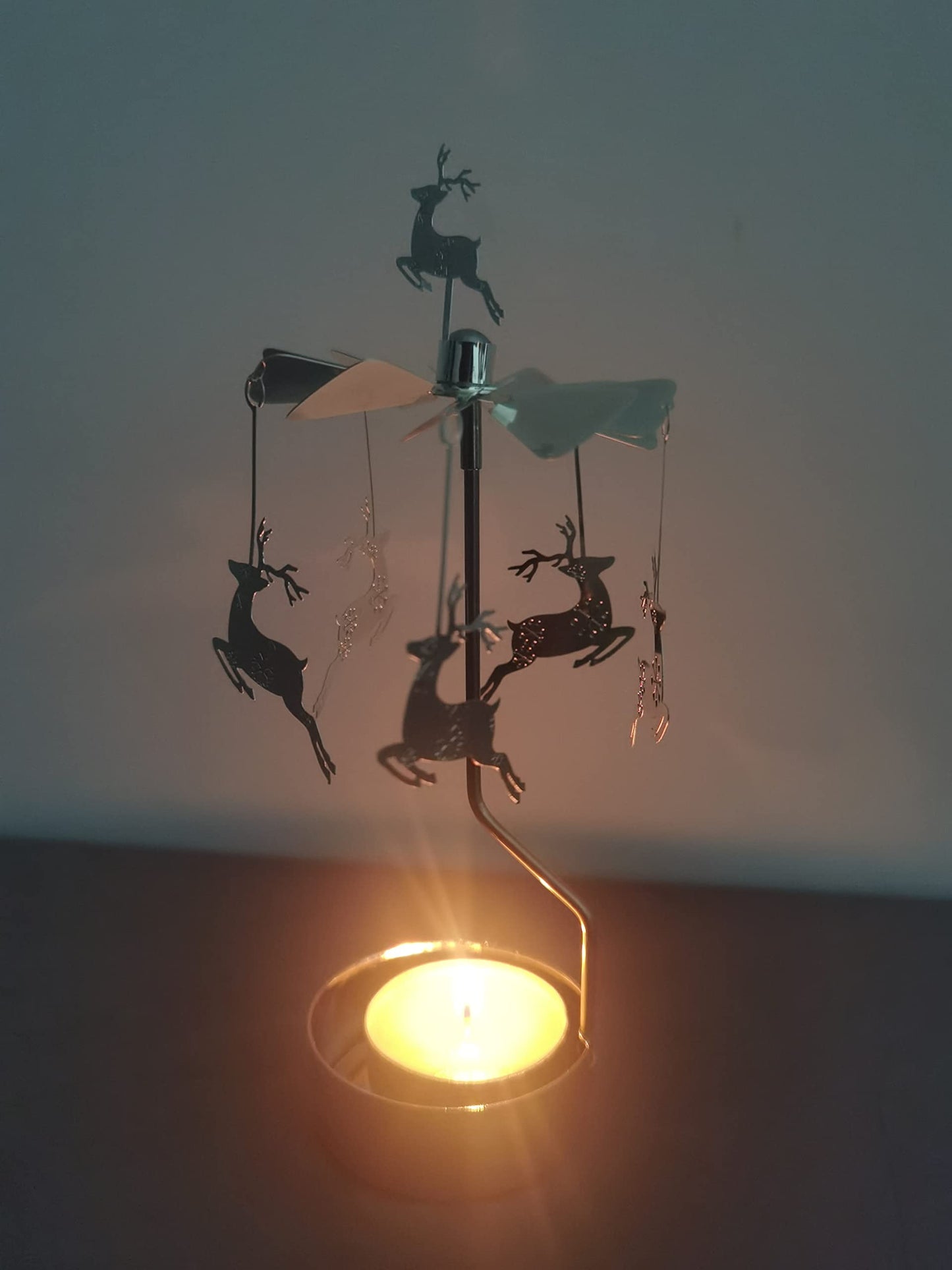 HOKHBCW Rotary Candle Holder Spinning Candleholder Metal Small Gift (Christmas Elk)