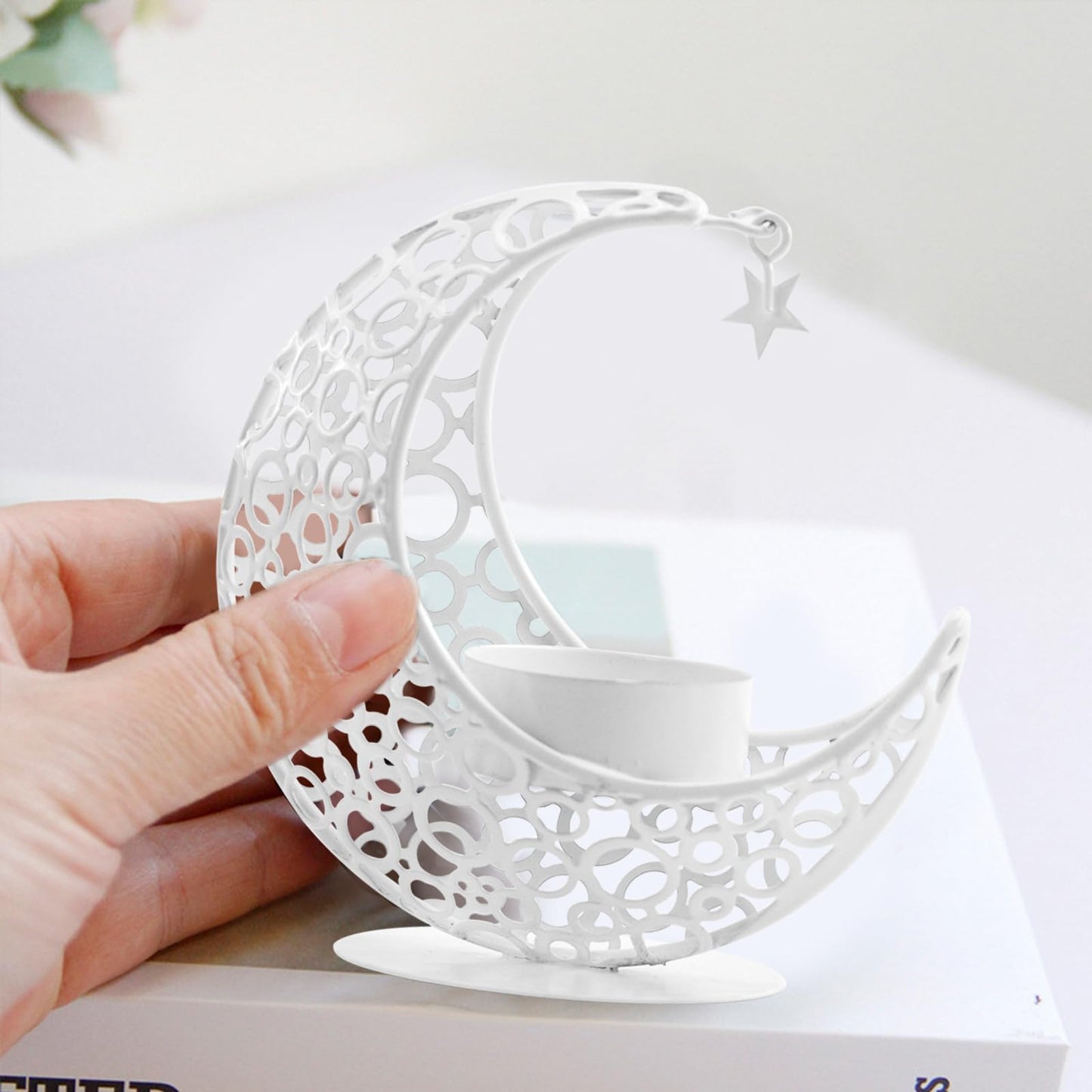 MrMrKura Moon Candle Holders Set of 2, Metal Tealight Candle Holder for Table Centerpiece Decorative Votive Candlesticks Holder for Party Home Decor (White)