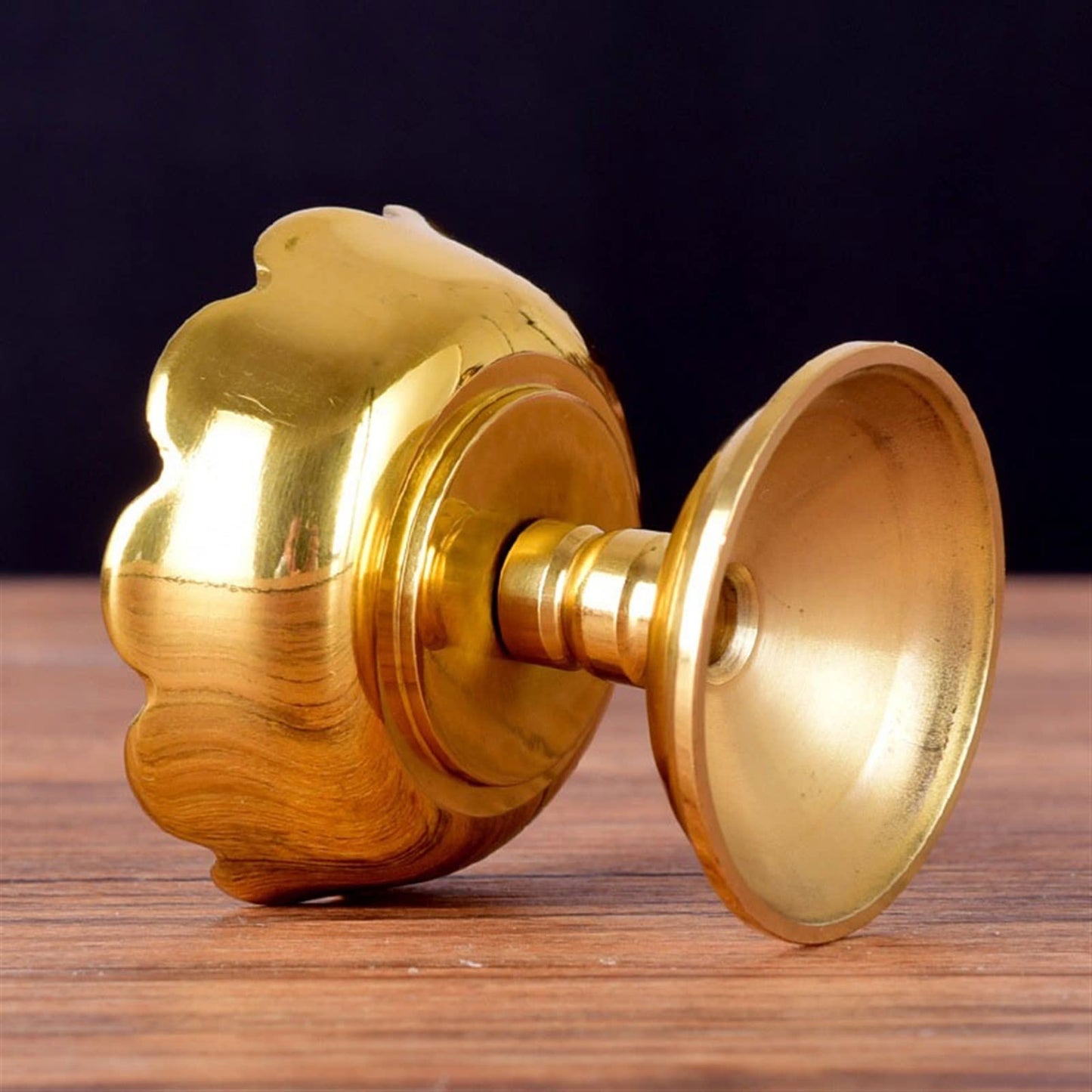 YUHUAWF Candle Holderss Classical Candle Holder Creative Flower Candlestick Table Decoration Zen Buddhist Temple Offering (Excluding Candles) Decorative Candlestick