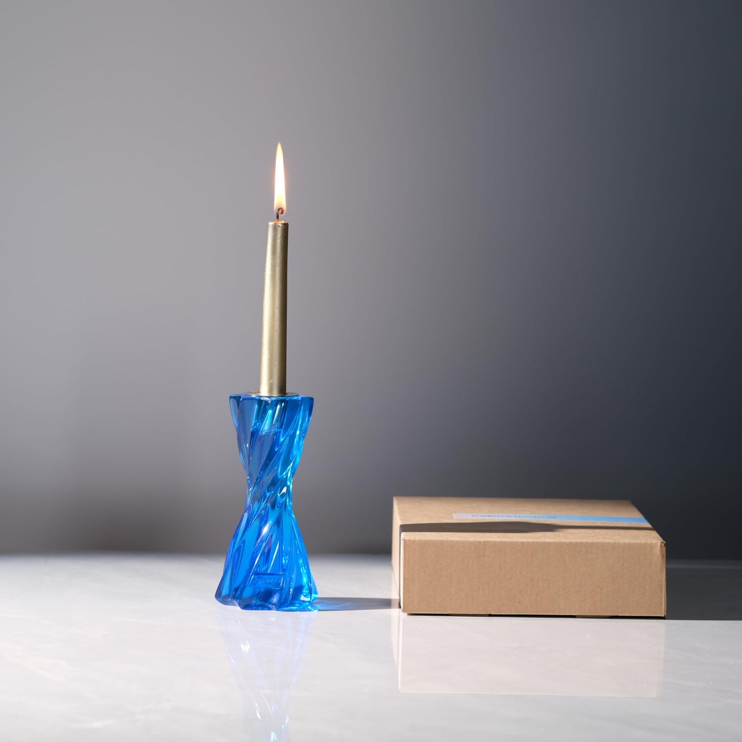 ICNBUYS Twizzle Twist Candle Holder, Decorative Candle Holder for Table Display, Romantic Decoration, Unique Home Décor Aesthetic, Housewarming Gift, Candle Stand Height 5.7 inches Blue - Resin