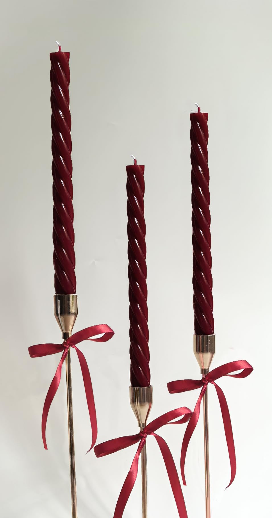 10 Inch Burgundy Spiral Taper Candles, 8 Pack Unscented Long Burning Candlesticks, Dark Red Glossy Tapered Candles for Dinner Party, Wedding Shower & Home Decor