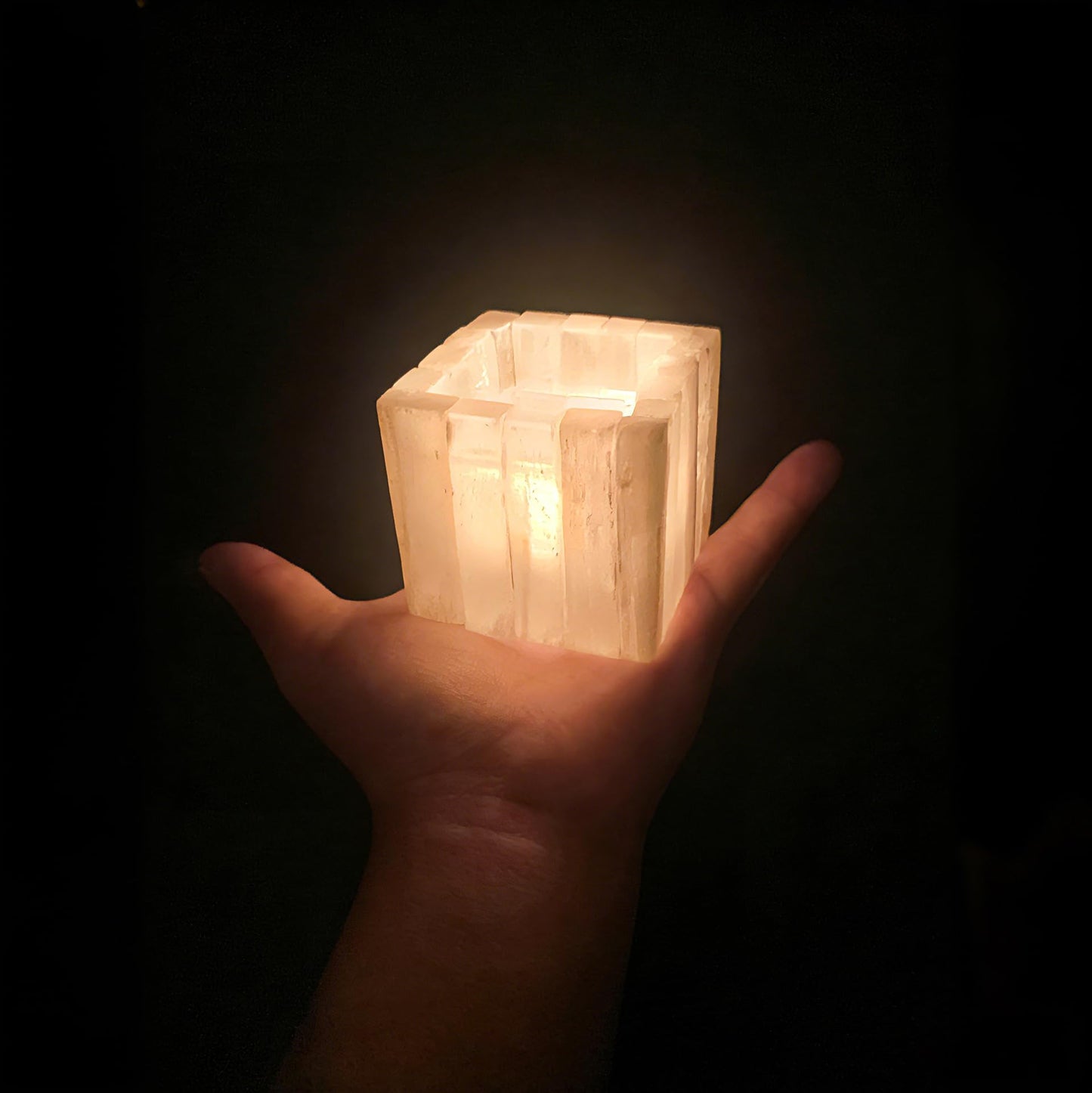 Selenite Tea Light Holder, Natural Selenite Crystal Candle Holders with Different Shapes, for Home Decor, Meditation, Yoga, Reiki, Gifts (Square Regular Cup)