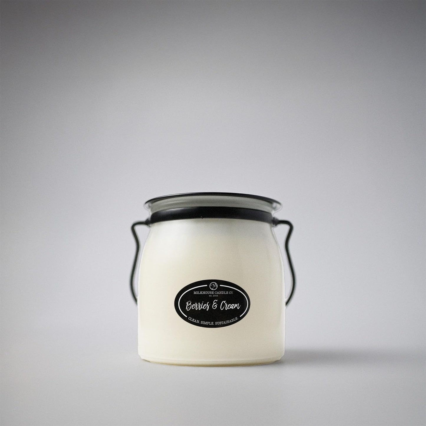 Milkhouse Candle Company Berries & Cream Soy Candle - Raspberry | Blueberry | Sugarcane Scented - 16 oz Butter Jar with Lid, 65+ Hour Burn Time, Made in the USA