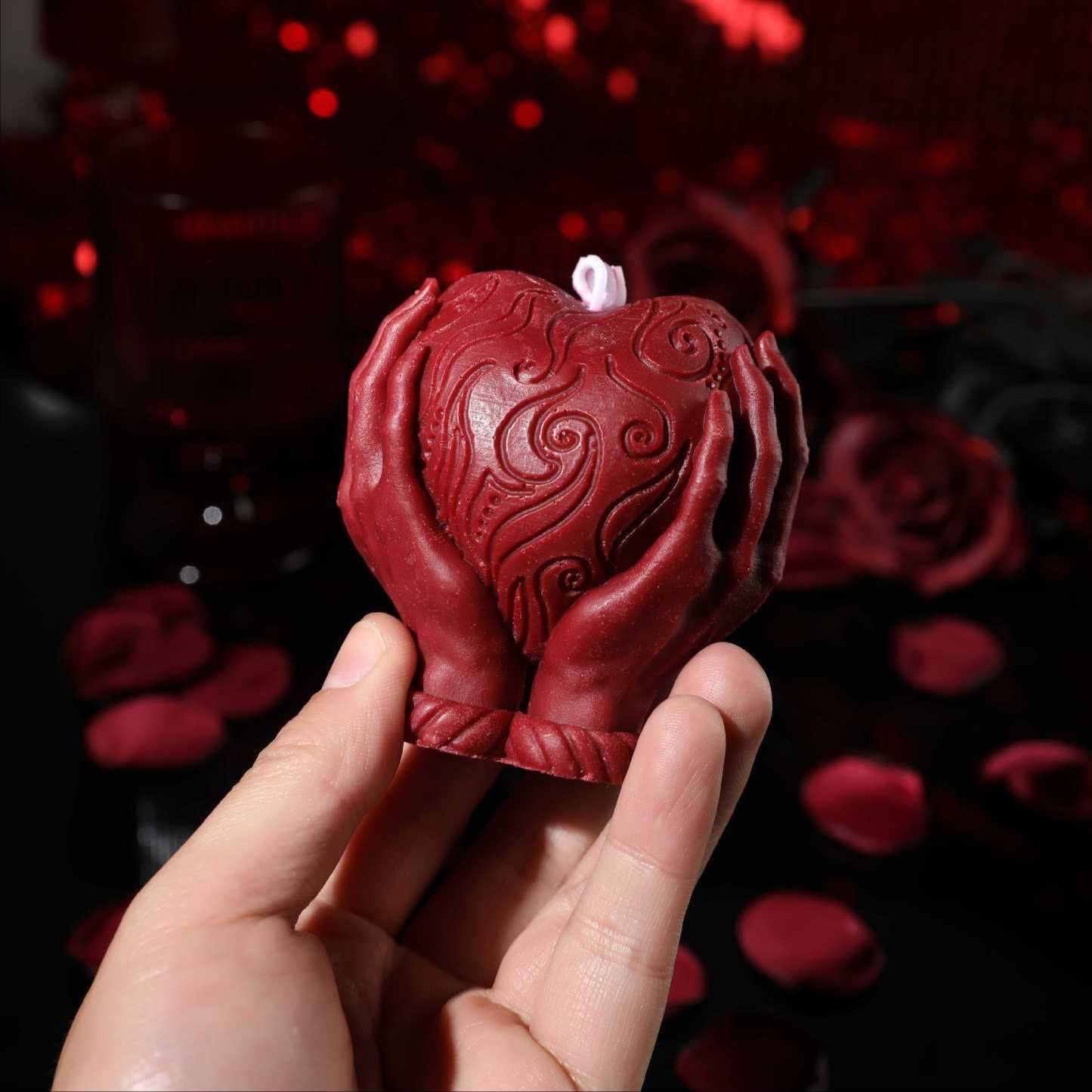 Romantic Hand Holding Heart Candles, Low Temperature Body Safe Drip Wax Play for Adult, Sensual Massage & Bedroom Decor for Sensory Play (Black)