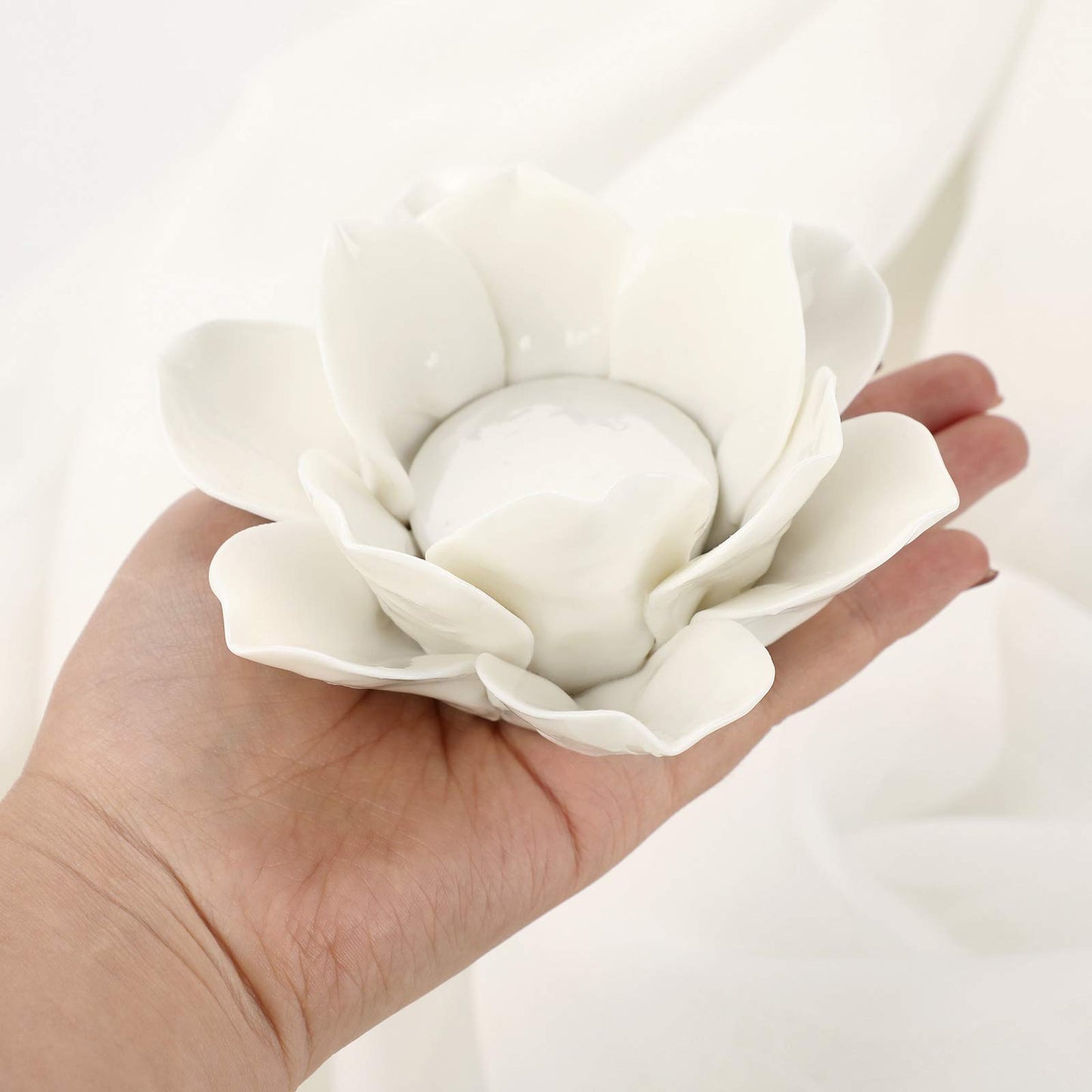 OwnMy 4.5 Inch Ceramic Lotus Flower Tea light Holder Lotus Petals Candle Holder Candlestick, Votive Flower Tealight Candle Holder Candle Lamps Holder with Gift Box for Home Decor Wedding Party (White)