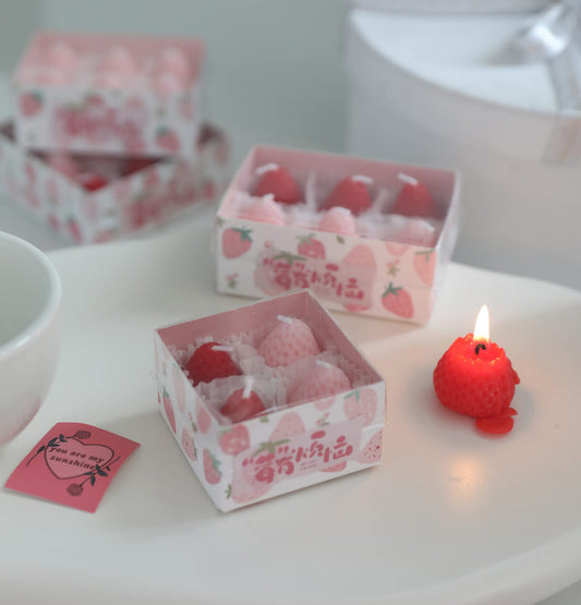 Strawberry Shaped Scented Candle,4PACK 75G Fruit Aroma Soy Wax Decorative Candle for Table Photo Prop Birthday,Prefect Gift for Meditation Stress Relief Mood Boosting Bath Yoga (Multi-Colored)