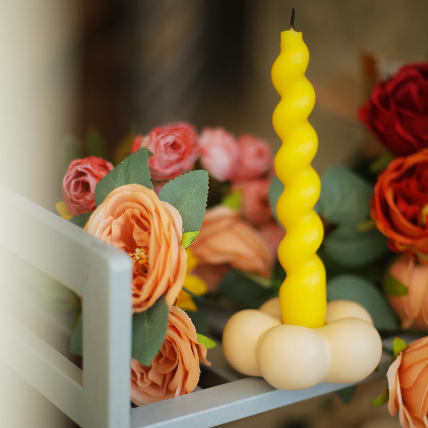 MDFAYE Cute Candle Holders, Ceramic Candlestick Holders for Table Centerpiece Flower Shape Home Decor Wedding Parties Living Room (Yellow)