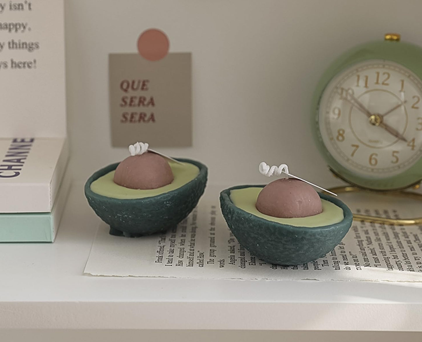 Avocado Shaped Scented Candle,90G Aroma Soy Wax Decorative Candle for Table Photo Prop Birthday Gift,Prefect for Meditation Stress Relief Mood Boosting Bath