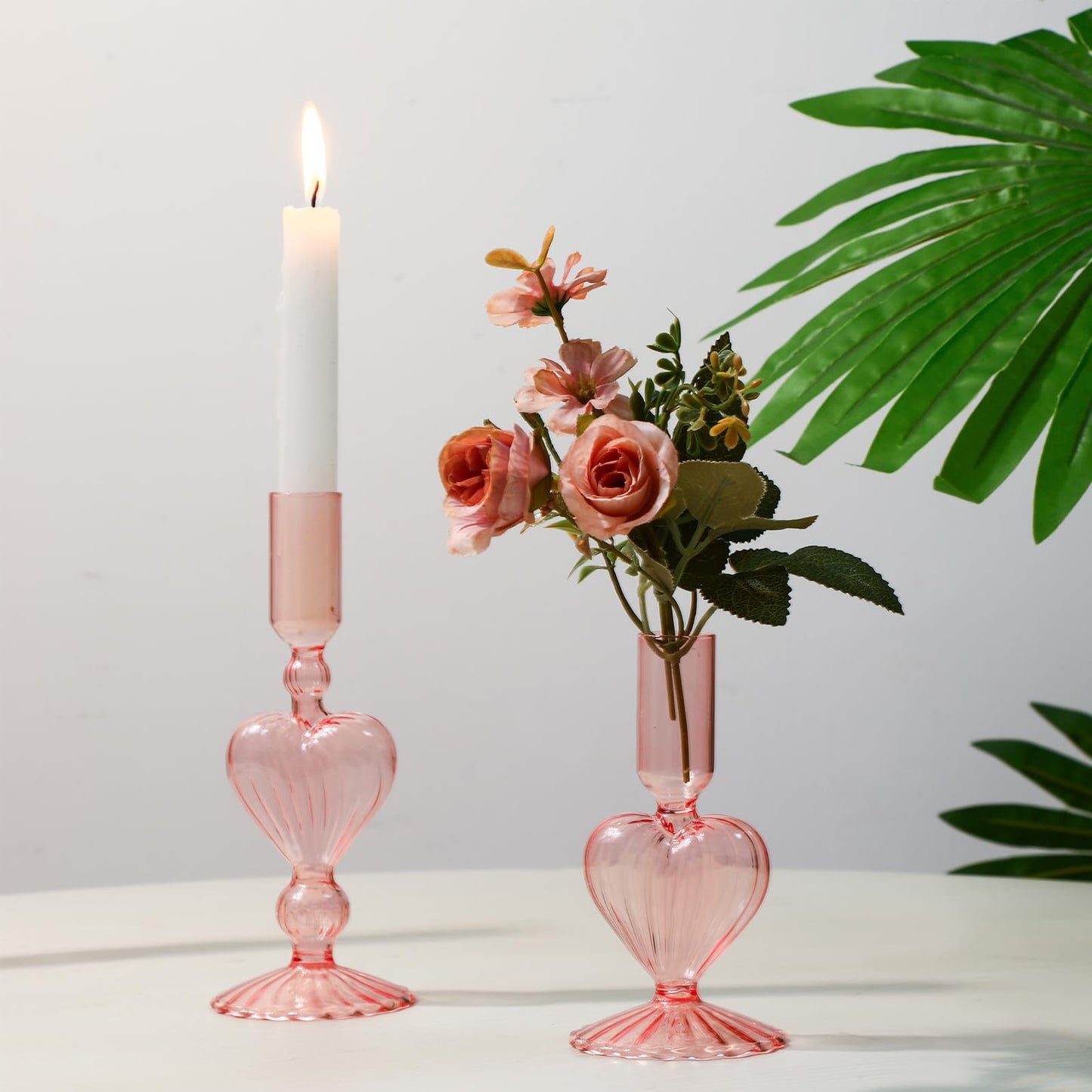 Mumufy 3 Pcs Valentine's Day Glass Candlestick Holders Heart Glass Taper Candle Holder Valentines Heart Candle Stick Vase Decor for Galentine's Day Wedding Festival Party Table Centerpiece(Pink)