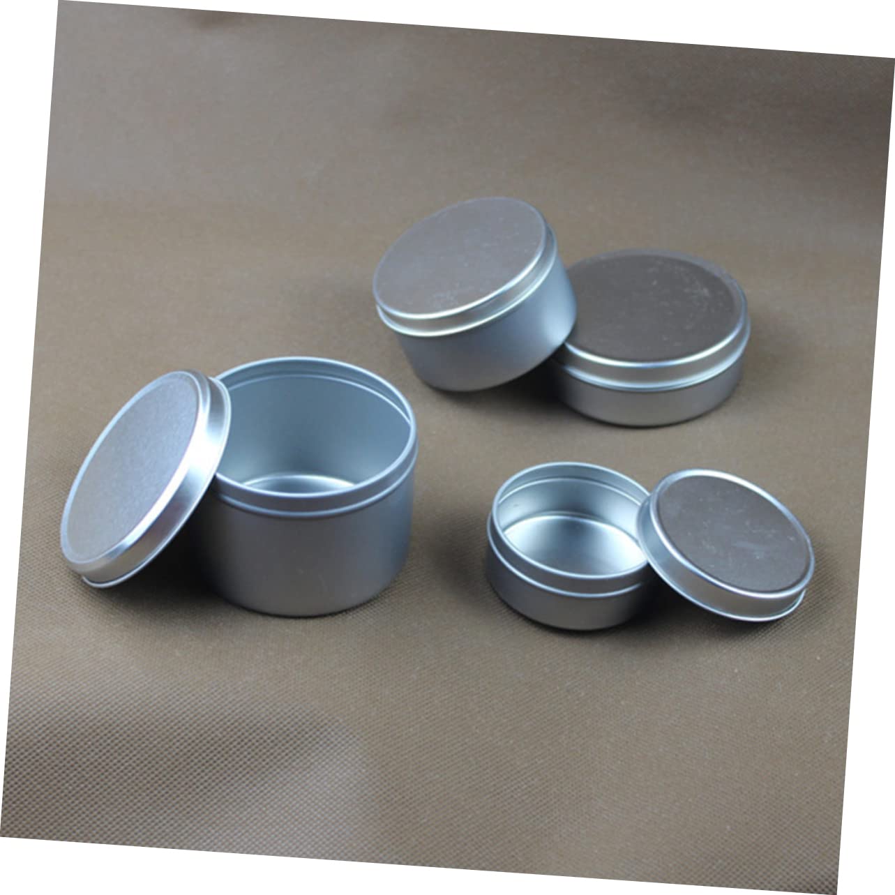 LALAFINA 4pcs DIY Iron Candle Making Tins High-Temperature Resistant Scented Candle Containers for Home Crafts and Beginners and Professionals