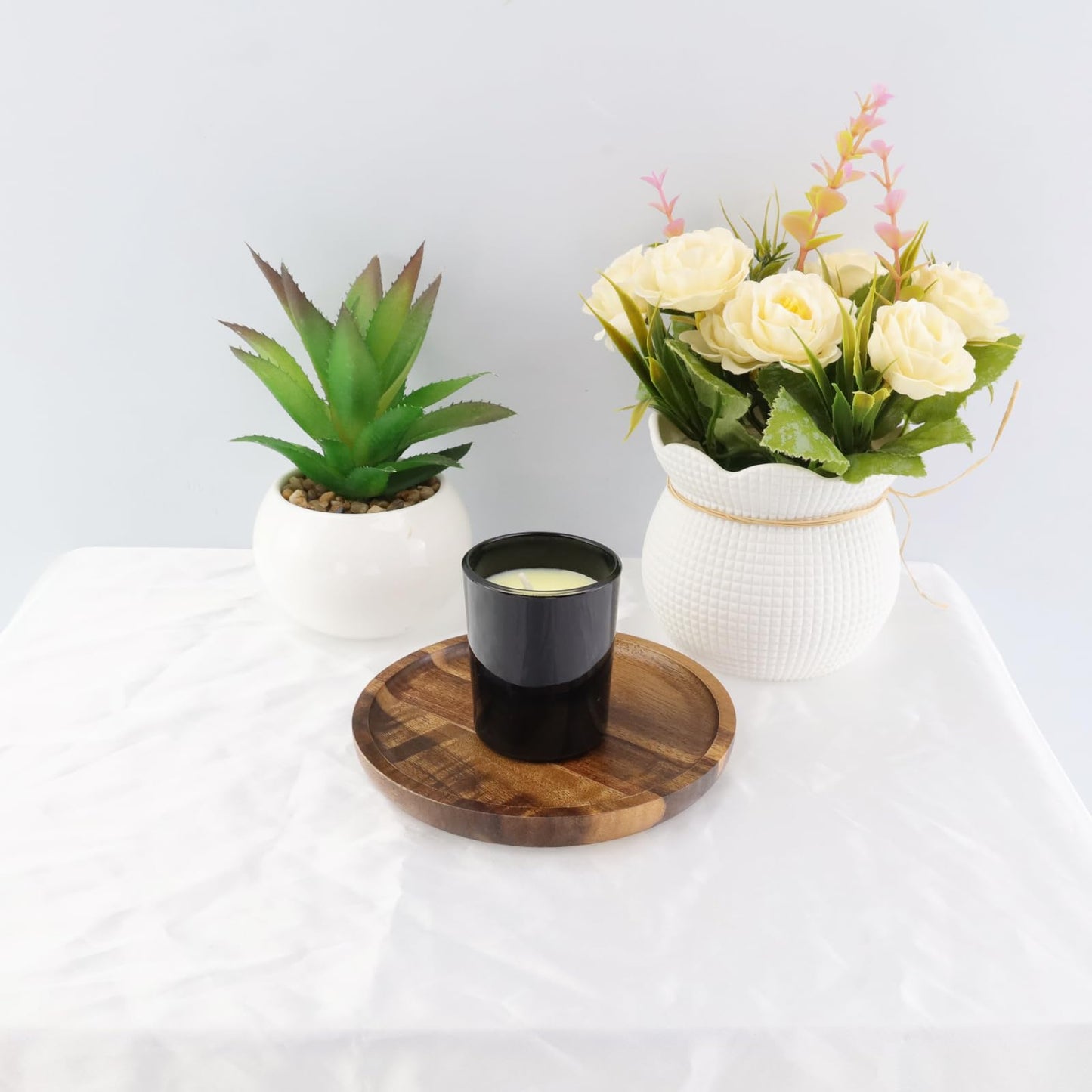 UTALIND Wood Candle Holder Farmhouse Decor, Wooden Pillar Candles Decorative Tray for Pillar Floating Candles Round Wooden Plate Pedestal Stand for Coffee Table Christmas Decor,1Pcs(Brown)