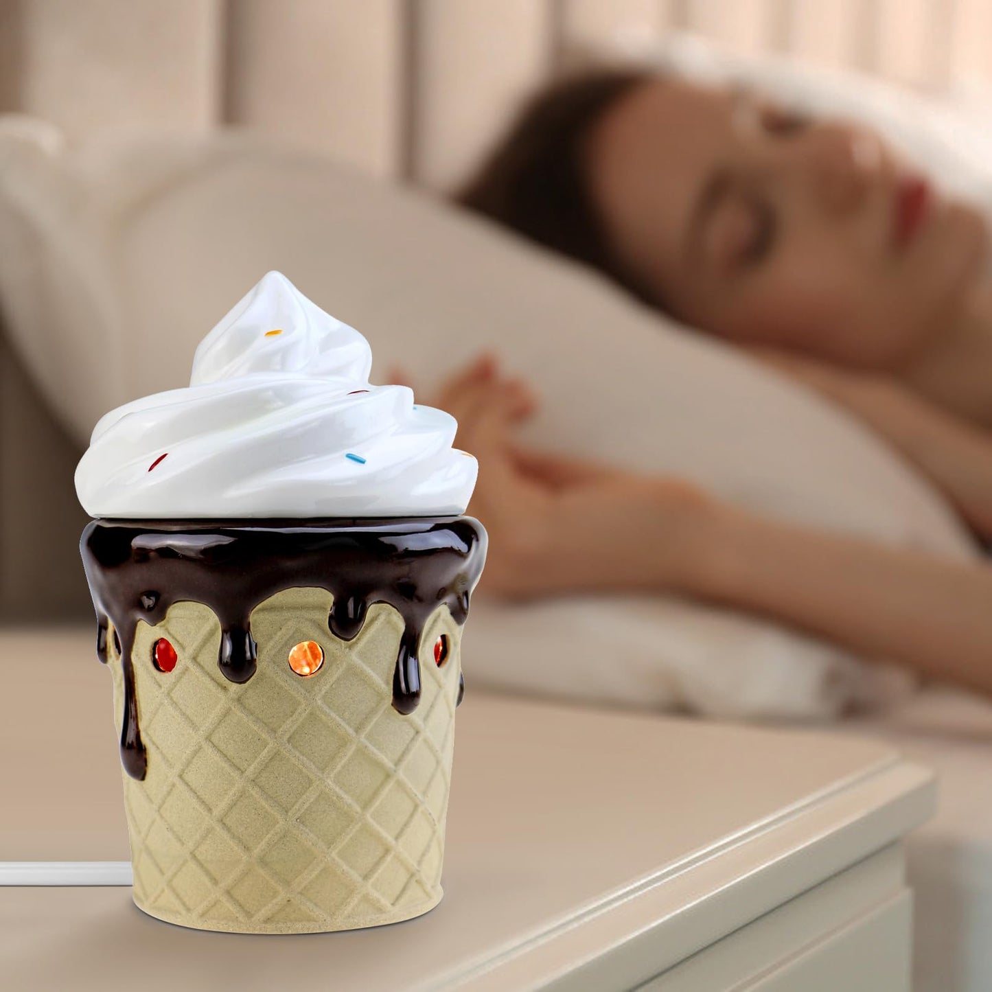 STAR MOON Cute Wax Warmer Wax Melter for Scented Wax Candle Warmer for Wax Melt with One More Bulb Removable Dish Home Decor Home Fragrance Ice Cream Decor Ideal Gift (Sweet Ice Cream)