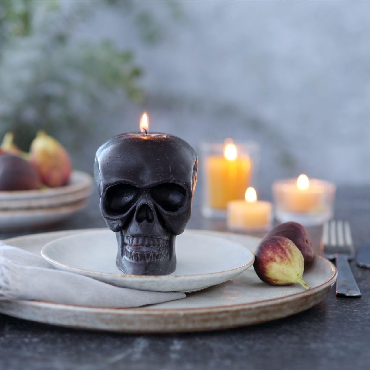 Big Dipper Wax Works Black Skull Candle – Handcrafted 100% Pure Beeswax, 3.5" × 3.75", Unscented, 40-Hour Clean Burn, Gothic Halloween Décor, Artisan Sculpted Candle, Eco-Friendly Gift