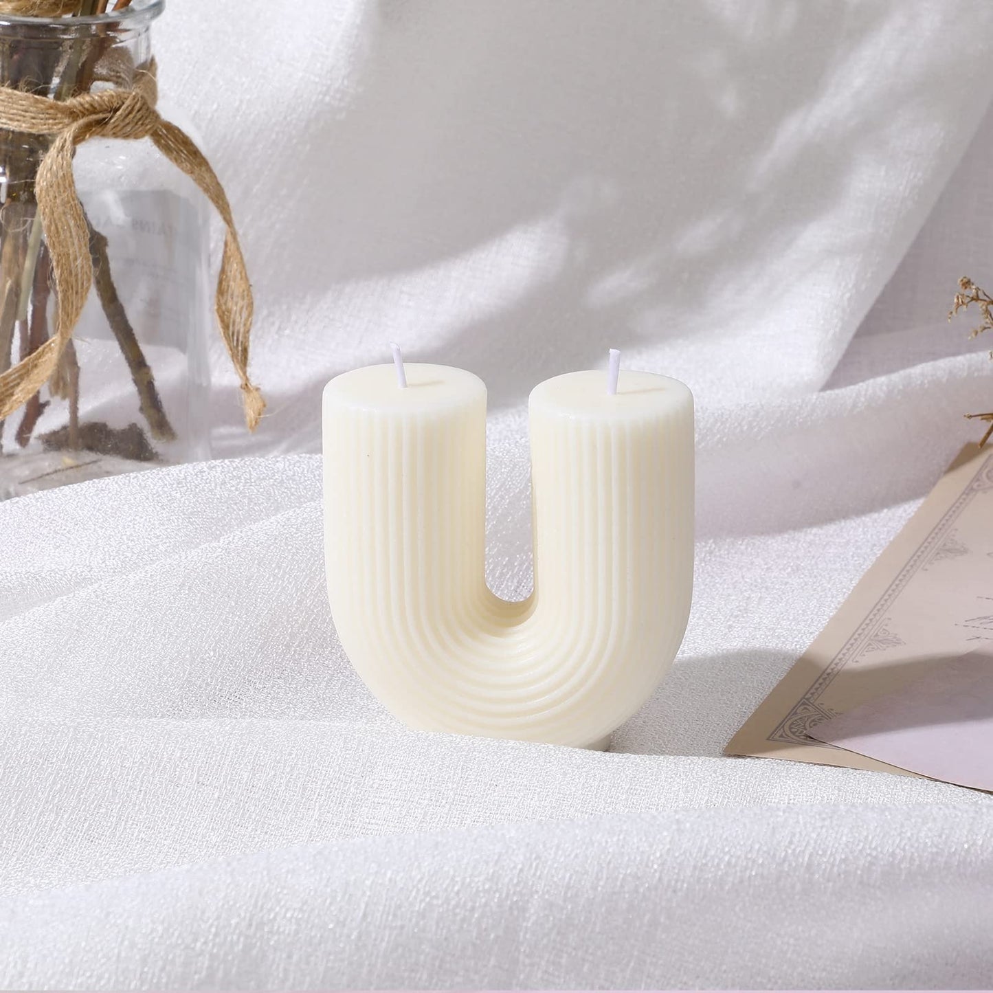 Tondiamo U Shaped Candle Ribbed Soy Wax Scented Decorative Candles Minimalist Geometric Shaped Bougie Cool Aesthetic Bougie Handmade Long Lasting for Bedroom Wedding Birthday Decor(White)