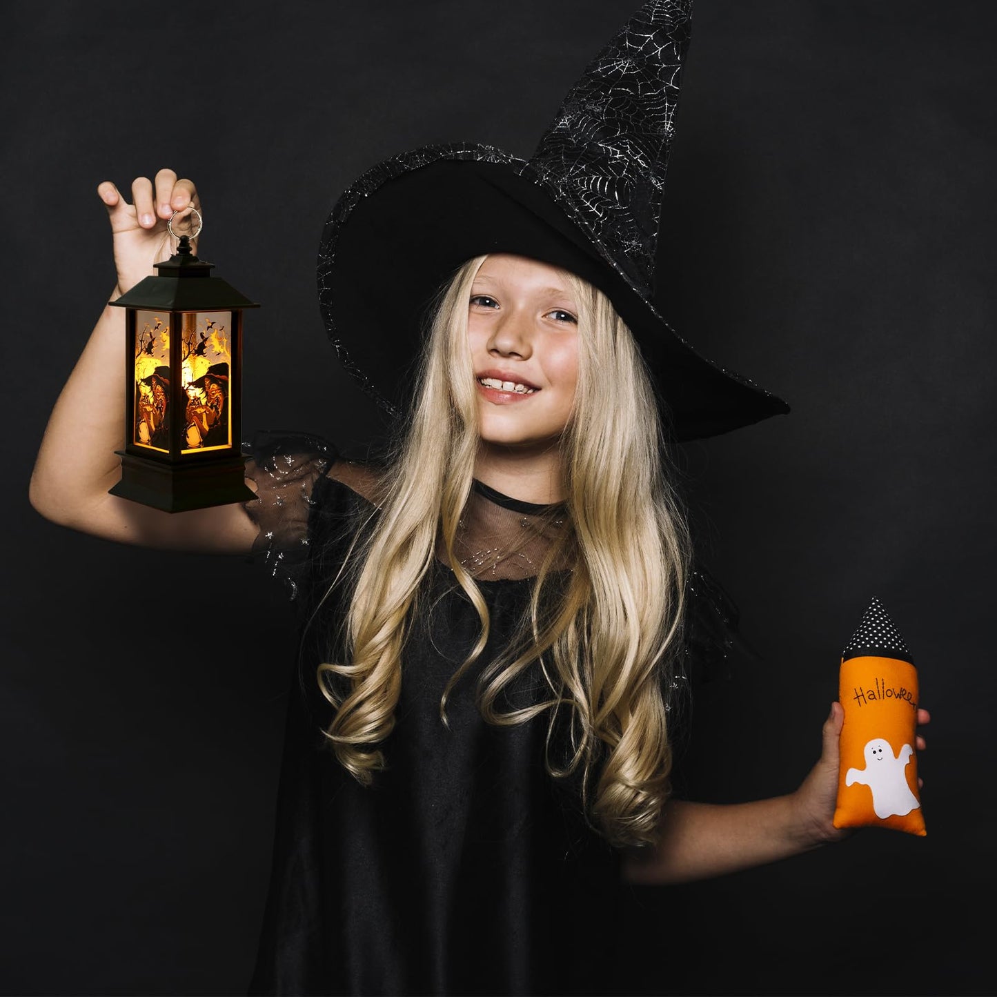 2 Pieces Halloween Lanterns Decoration 5.1" Height Retro Hanging Lamp Halloween Witch Flameless Candle Holder with Transparent Pumpkins Lantern Gift for Home Trick or Treat Party Supplies