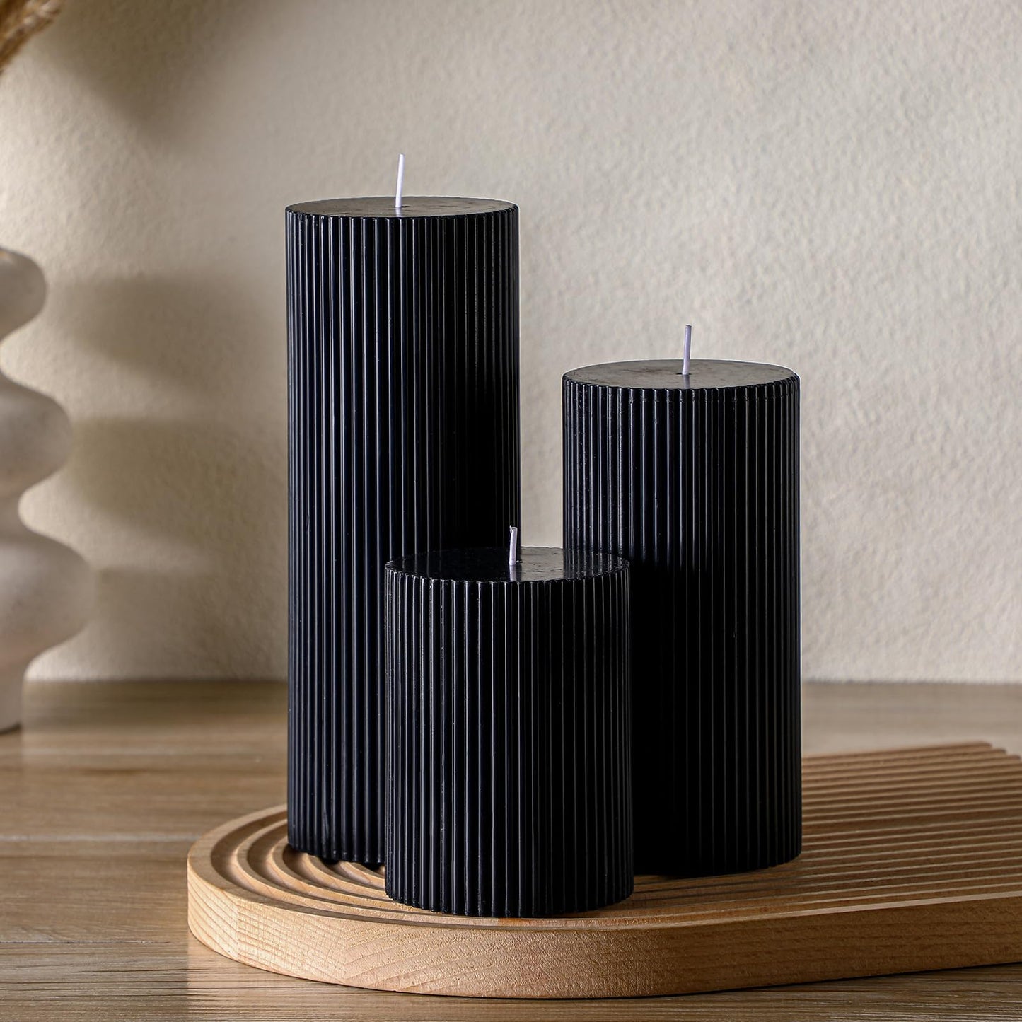 Conelist Ribbed Pillar Candles Set of 3, Width 3" High 4" 6" 8" Large Soy Wax Orchids Scented Pillar Candles Aesthetic Ribbed Modern Home Decor for Bathroom Living Room(Black)