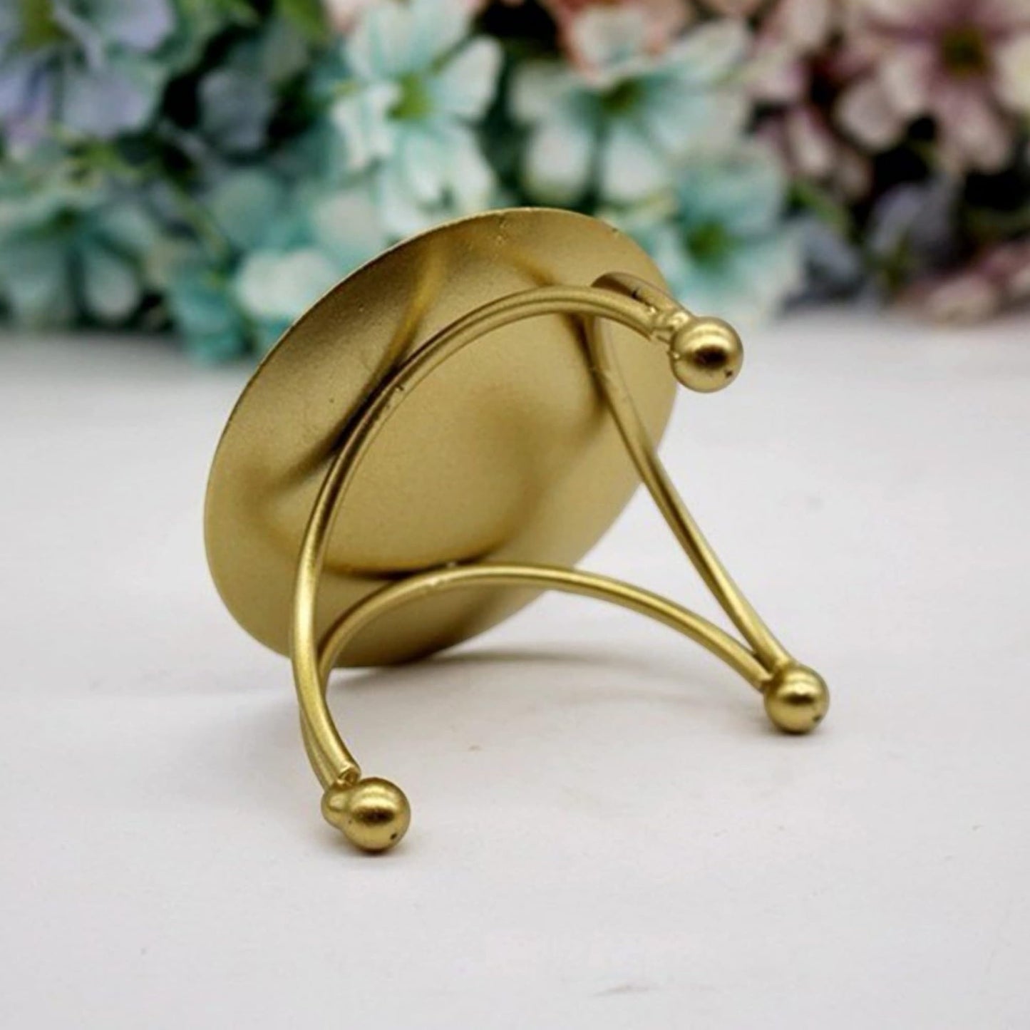 Round Metal Tea Light Candle Holder, Bronze Finish, 3 Inch Diameter, Decorative Stand with Ball Feet