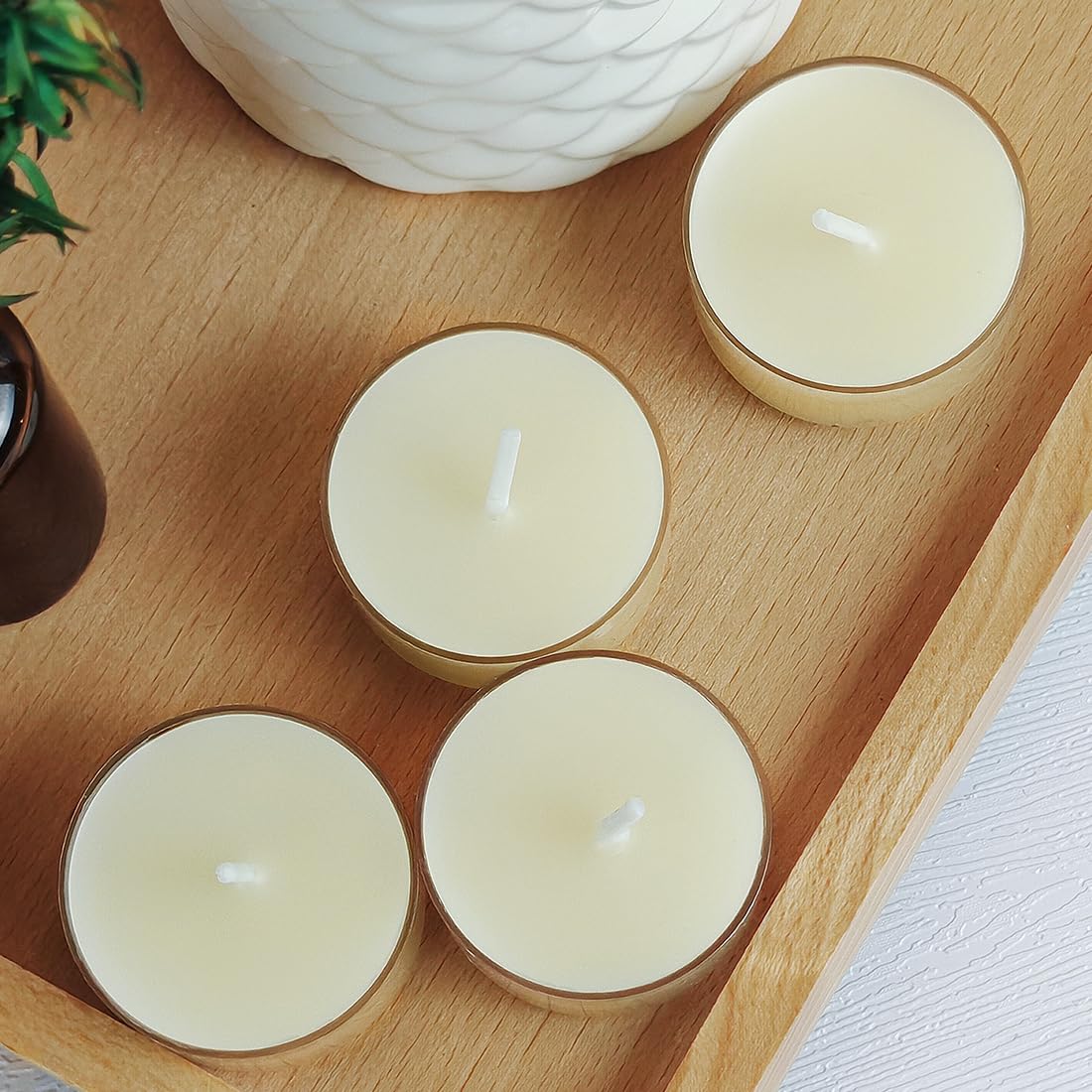DEYBBY Natural White Beeswax Tea Candles 30 Pack, Unscented Pure Organic Beeswax Tealight Candles Bulk, 4-5 Hours Small Tealights in Clear Cup for Home Decoration Emergency Bath Relaxation