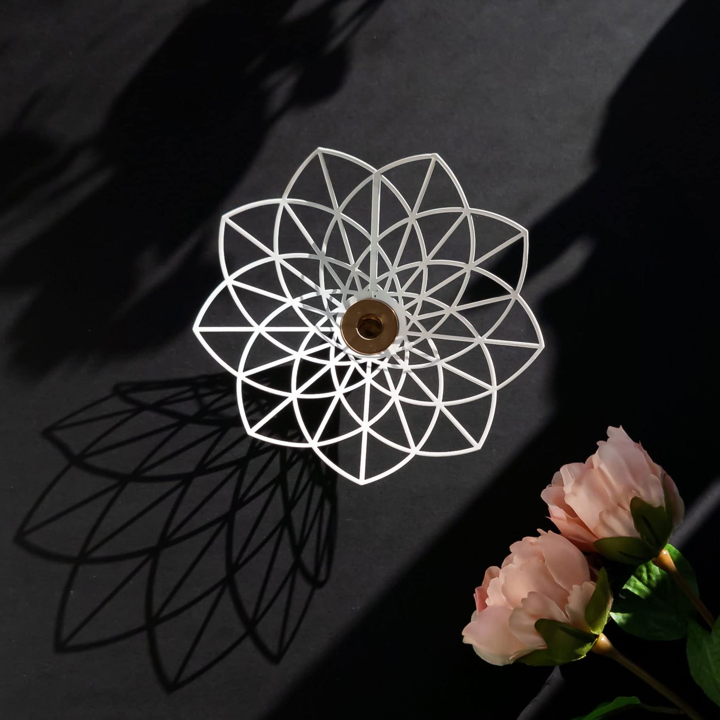 Oshadow Lotus Candle Holder - Cute Boho Decor for Taper Candles & Coffee Table