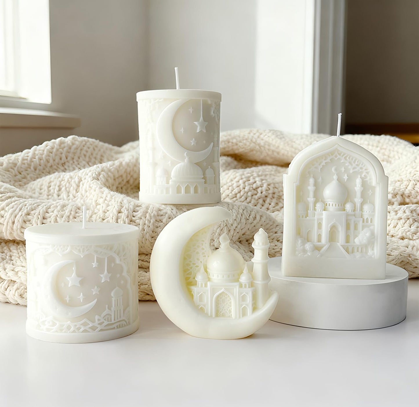 Mosque Architecture Shaped Scented Candle,White Carved Islamic Religious Theme Candle with Crescent Design,Smokeless Vanilla for Ramadan Spiritual Décor & Gift Giving (White-Moon)