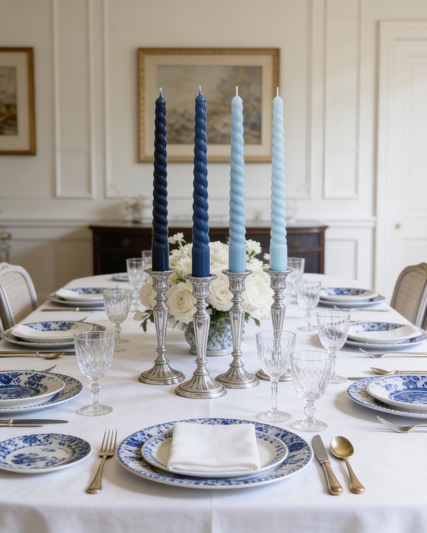Viyffo 11 Inch Spiral Taper Candles, 4 Pack Blue Gradient, Unscented Tall Long Candlesticks for Wedding, Dinner, Holiday Table Decor, Fits Most Standard Holders
