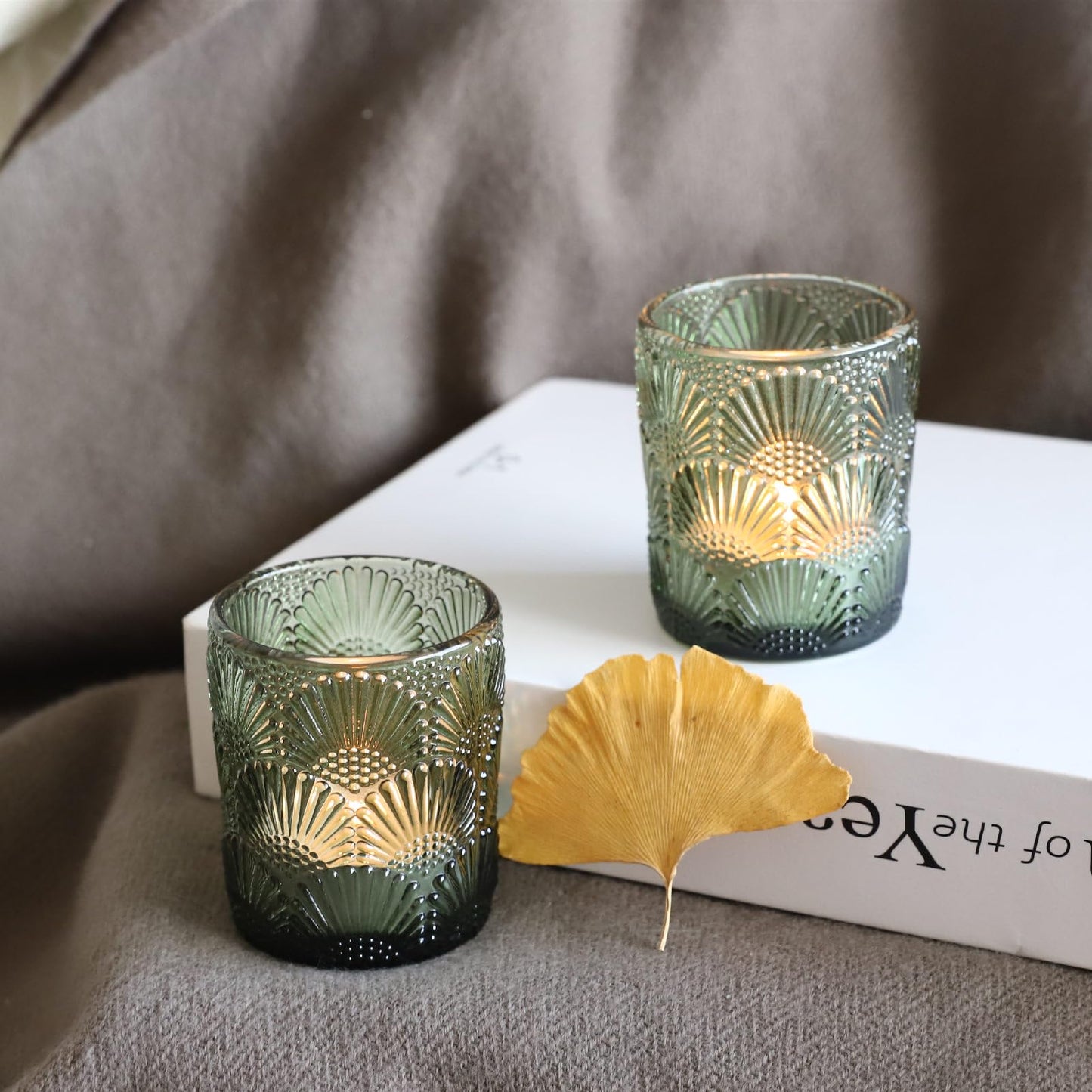 Woho Green Votive Candle Holders Set of 24, Green Glass Tealight Candle Holder for Christmas Party Decor, Tea Light Candle Holder Glass for Wedding Table Lovely Gift